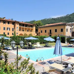 Park Regina - With Air-condition And Pool Hotel